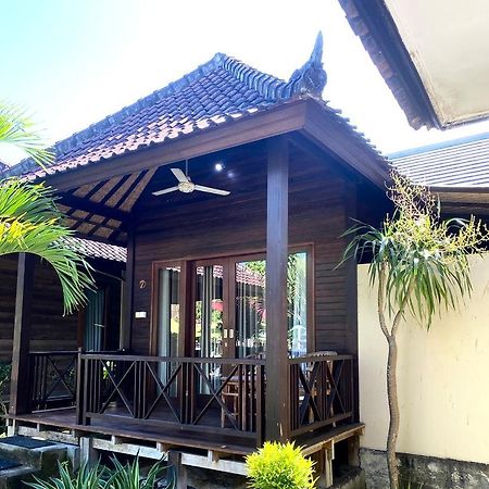 Damara Lembongan Hotel Exterior foto