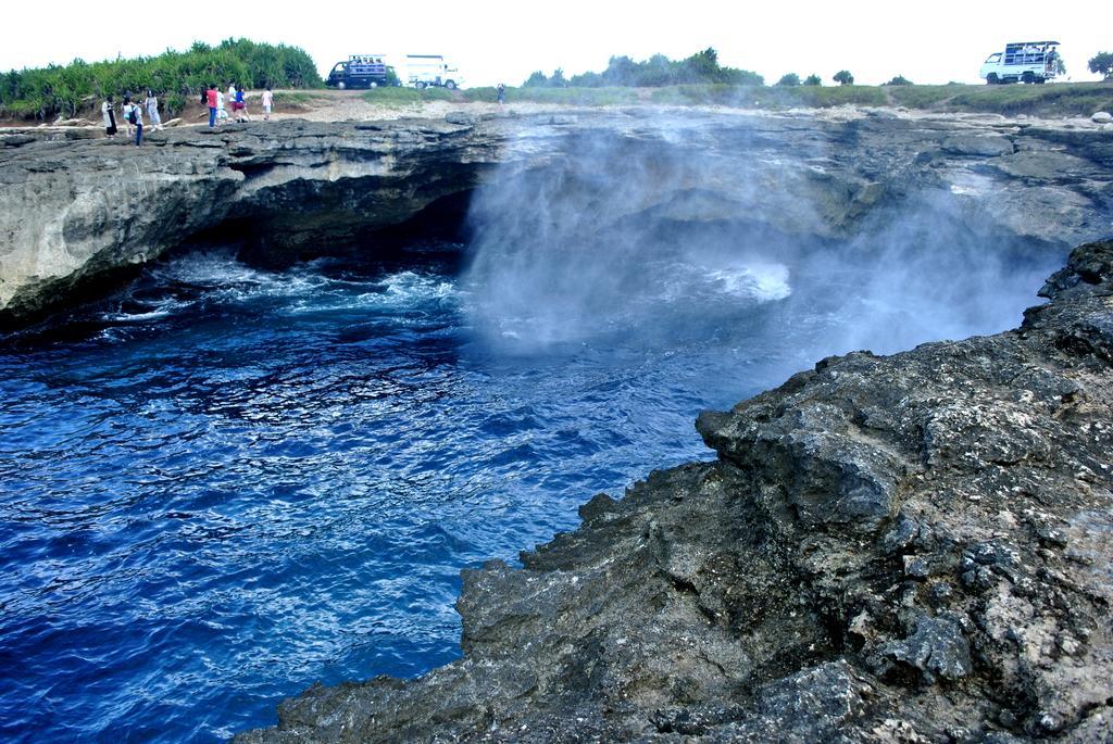 Damara Lembongan Hotel Exterior foto